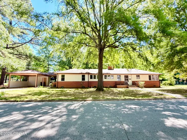 $185,000 | 150 Woodland Drive, Humboldt, TN 38343