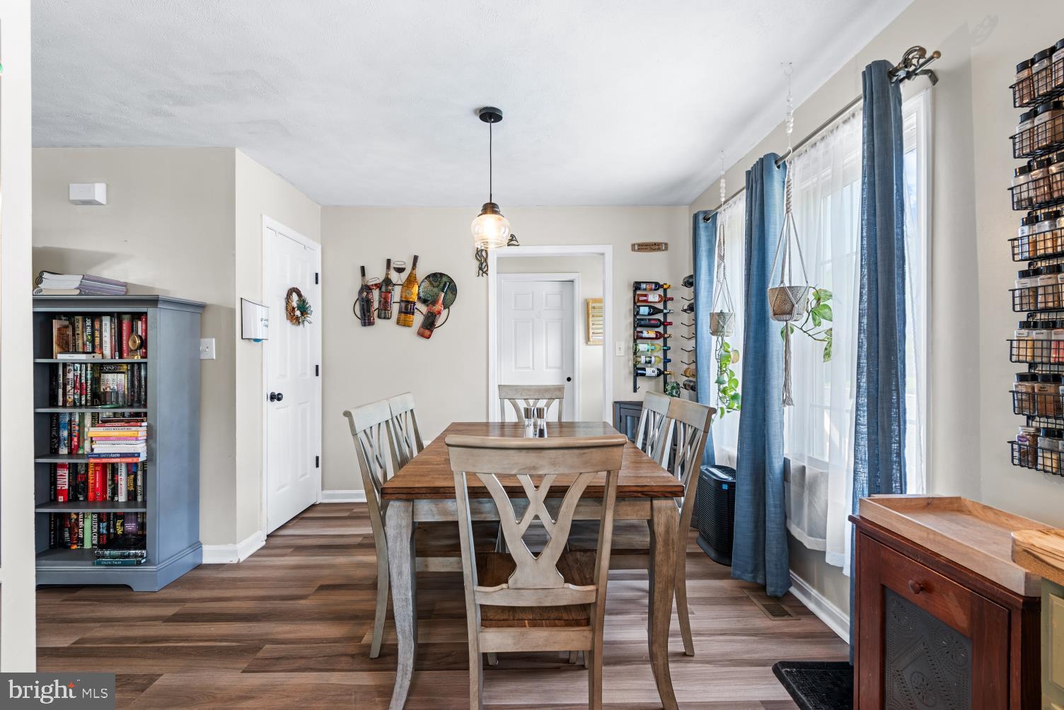 301 3rd Street Colonial Beach, VA 22443 - Photo 12 of 44