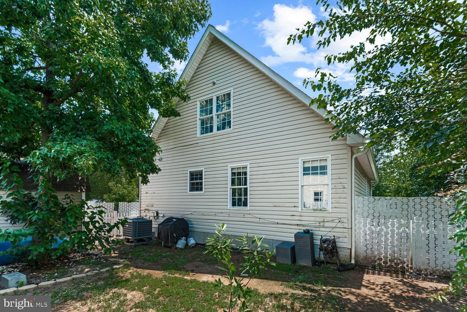 301 3rd Street Colonial Beach, VA 22443 - Photo 28 of 44