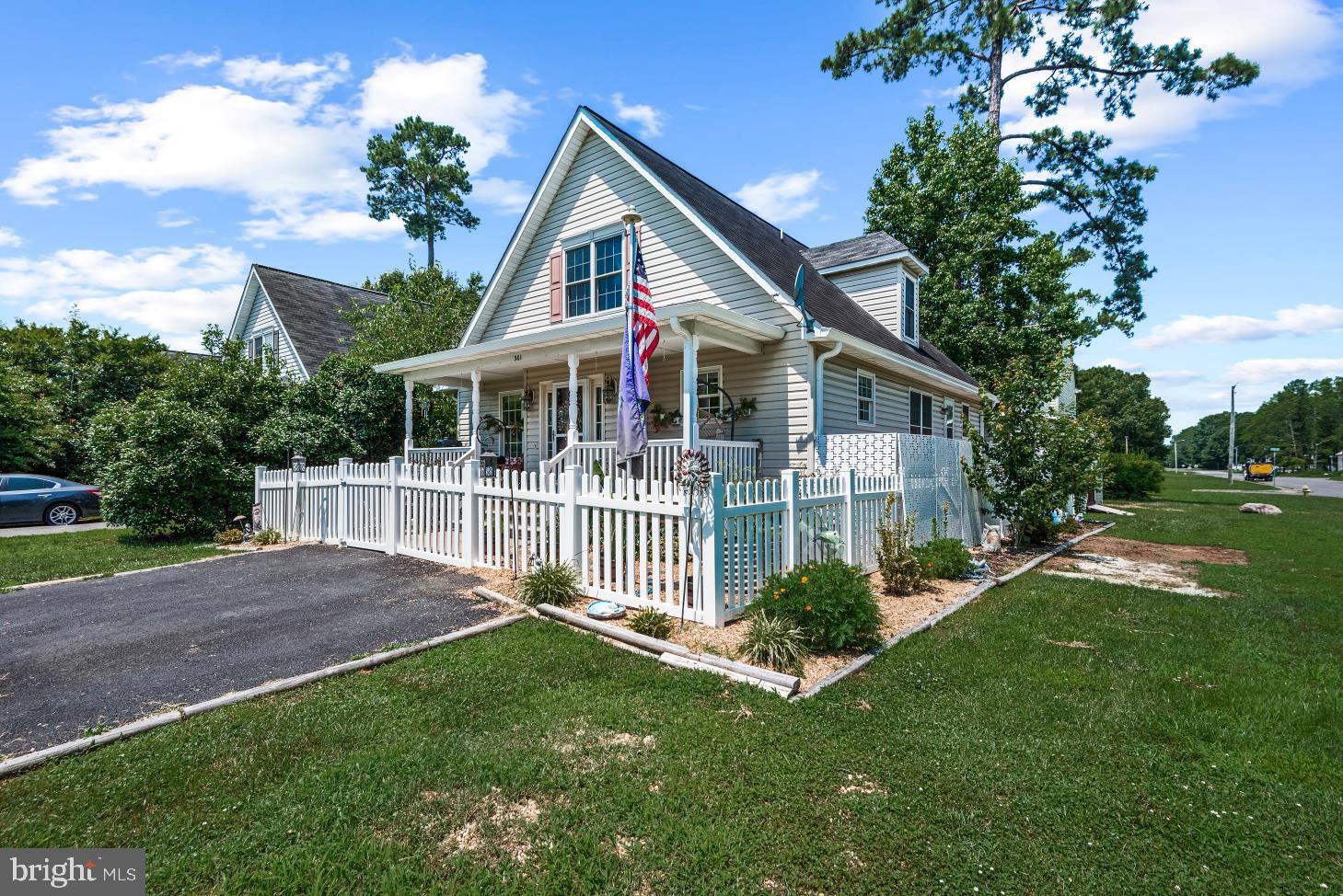 301 3rd Street Colonial Beach, VA 22443 - Photo 4 of 44