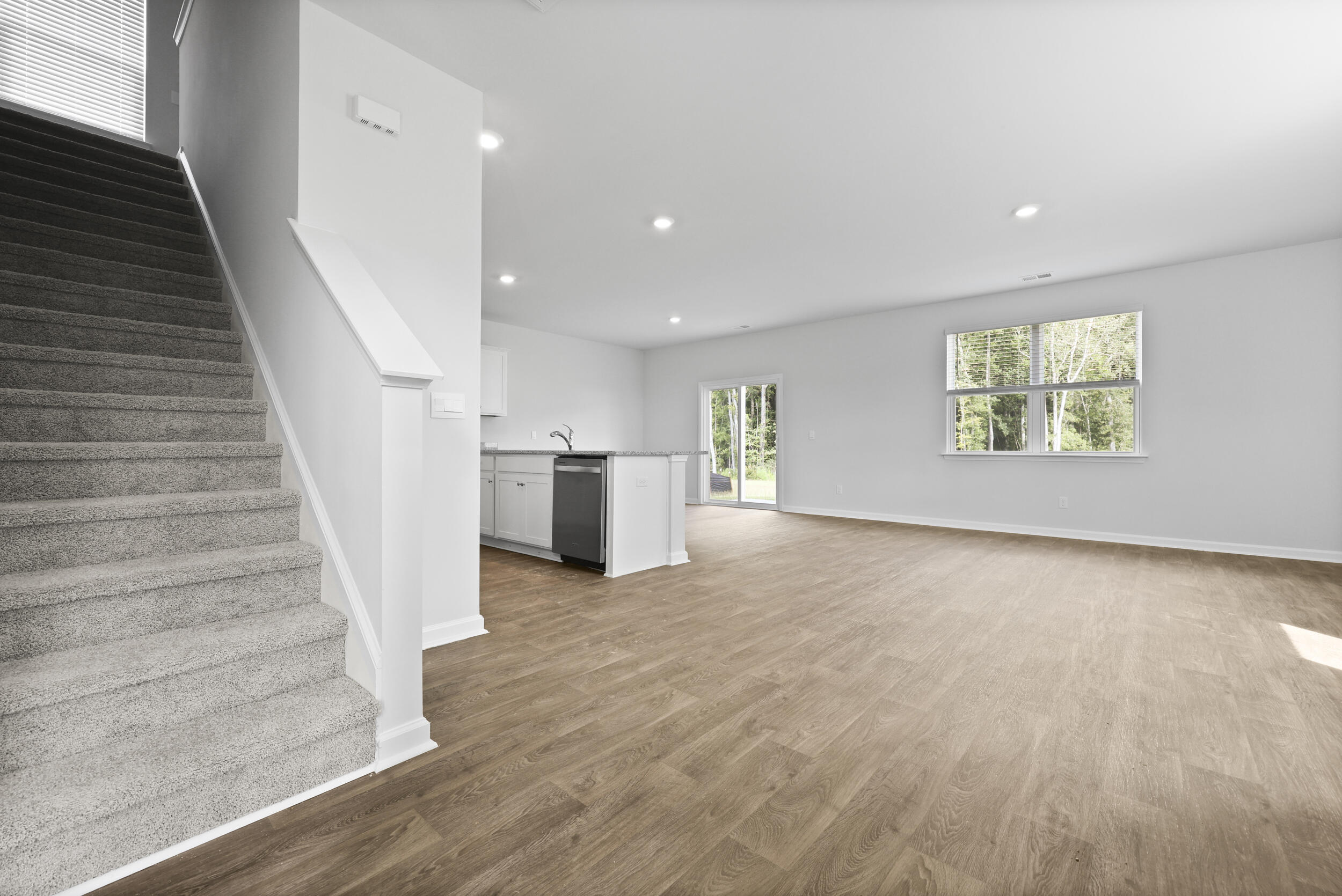 716 Long Blf Road Summerville, SC 29486 - Photo 2 of 31 7_ru4a0863