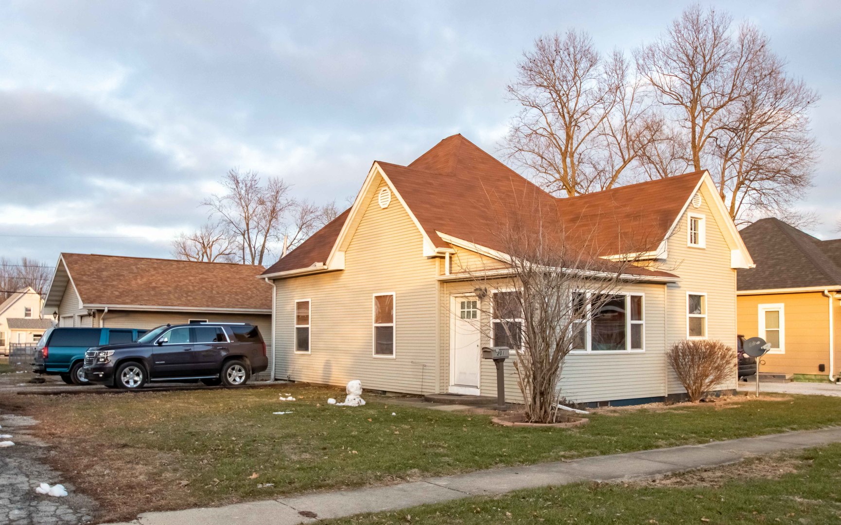 201 Clark Street Georgetown, IL 61846 - Photo 1 of 13