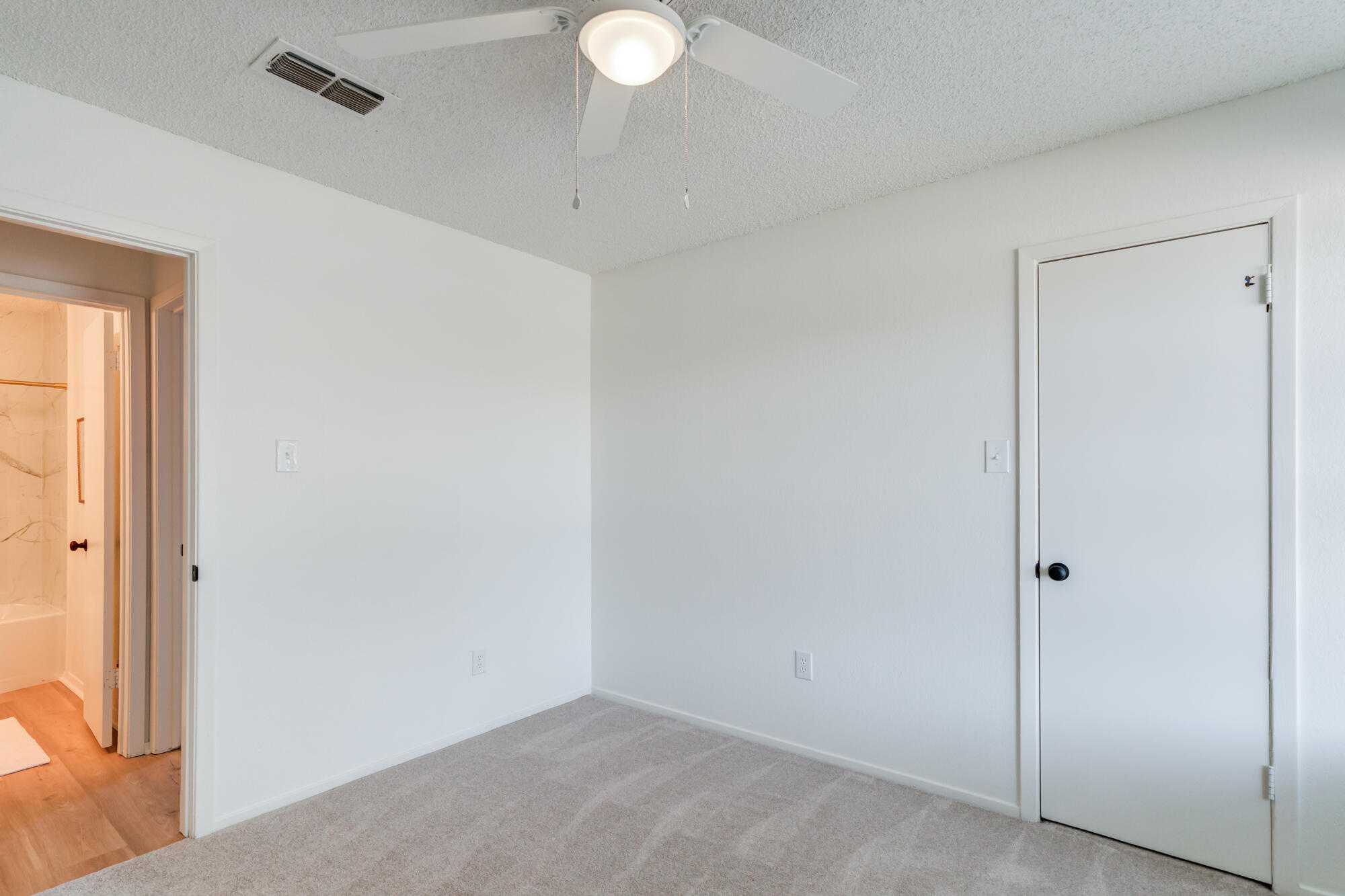 5018 70th Street Lubbock, TX 79424 - Photo 7 of 34 DSC04872_3_4_5_6