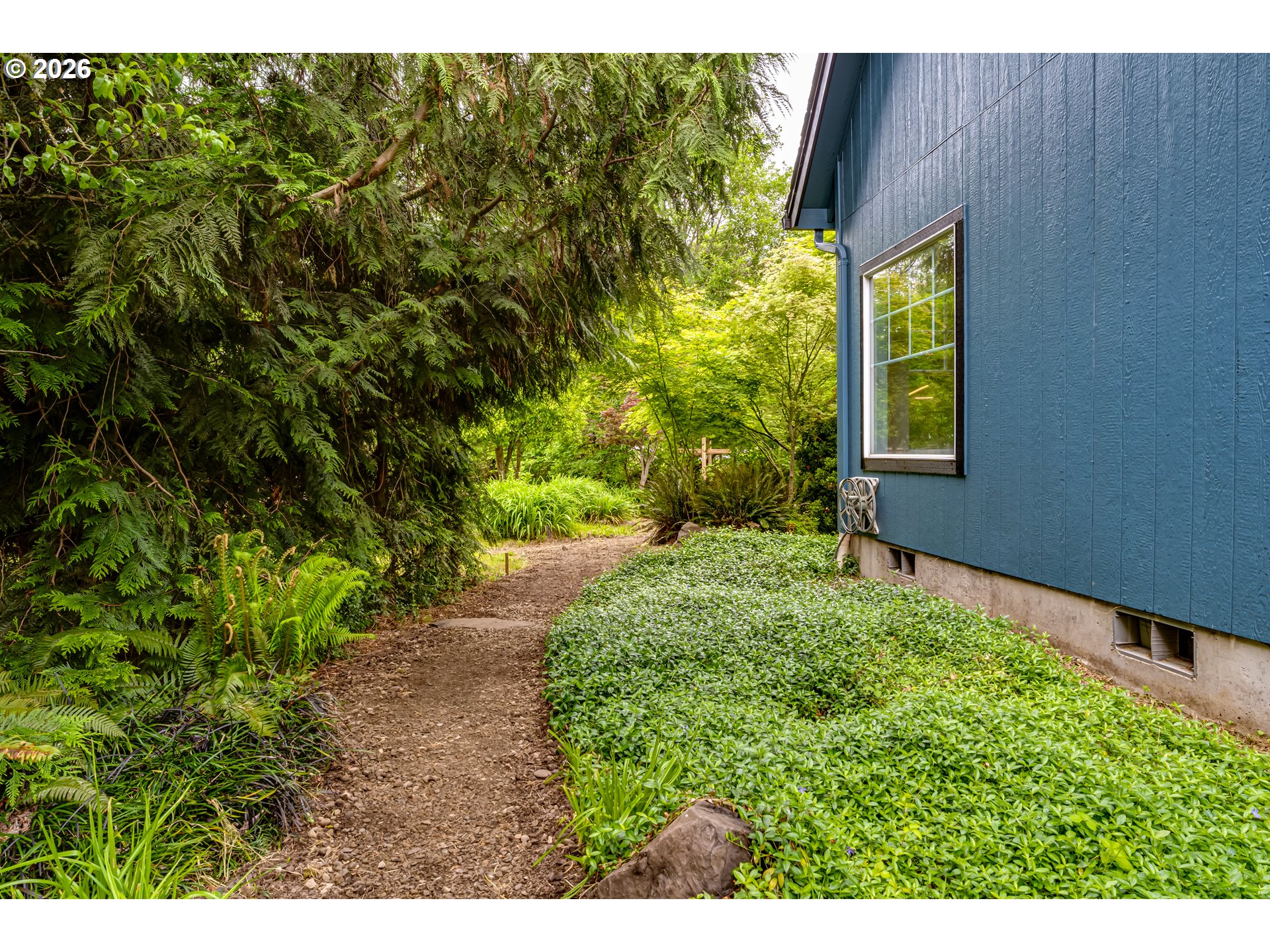 3769 Julia Loop Eugene, OR 97404 - Photo 36 of 46