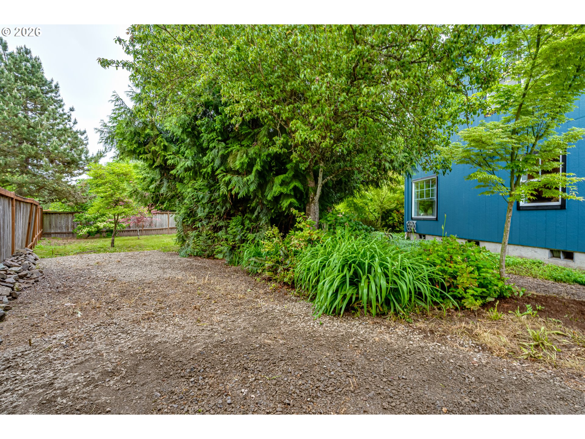 3769 Julia Loop Eugene, OR 97404 - Photo 37 of 46