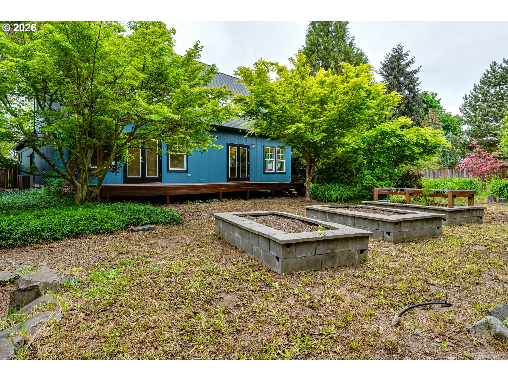 3769 Julia Loop Eugene, OR 97404 - Photo 41 of 46