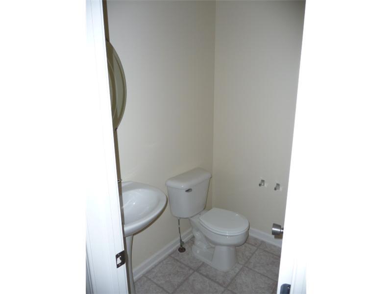 10304 Ridge Line Court Indianapolis, IN 46236 - Photo 10 of 13 Gallery Image 10