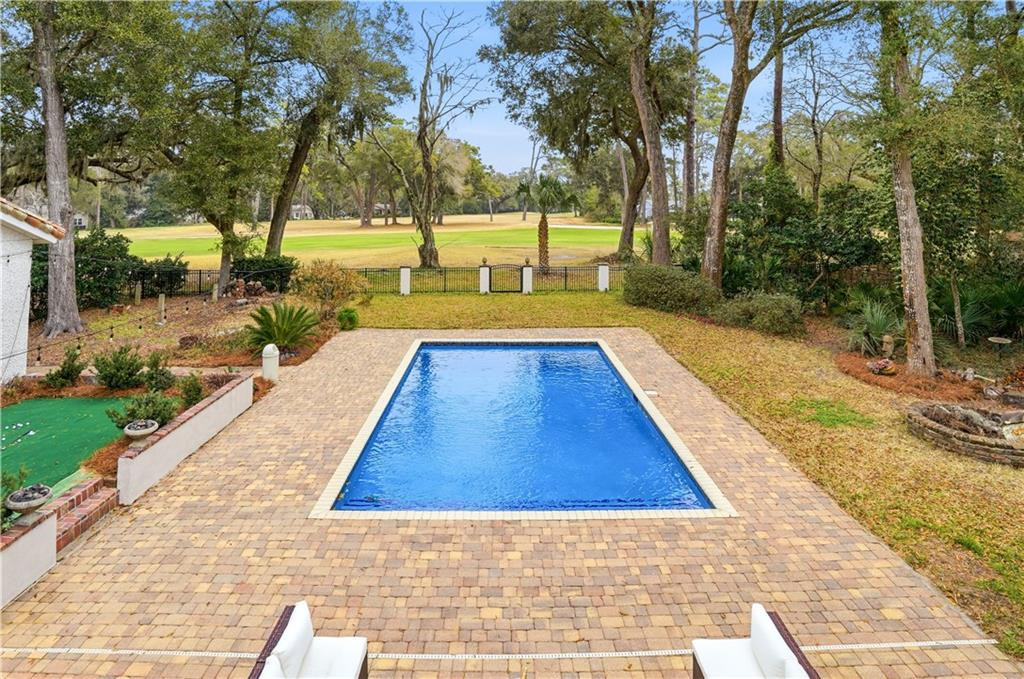 118 Harrogate Road St. Simons Island, GA 31522 - Photo 11 of 53