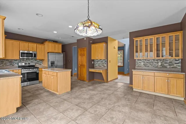 $949,900 | 73 Porter Road, Howell, NJ 07731