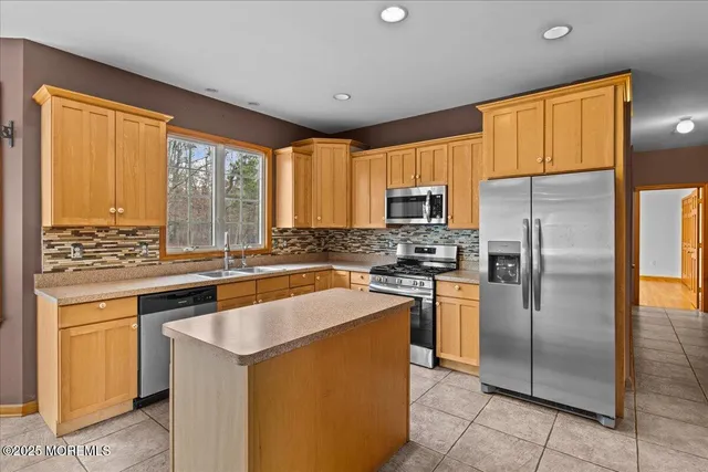 $949,900 | 73 Porter Road, Howell, NJ 07731