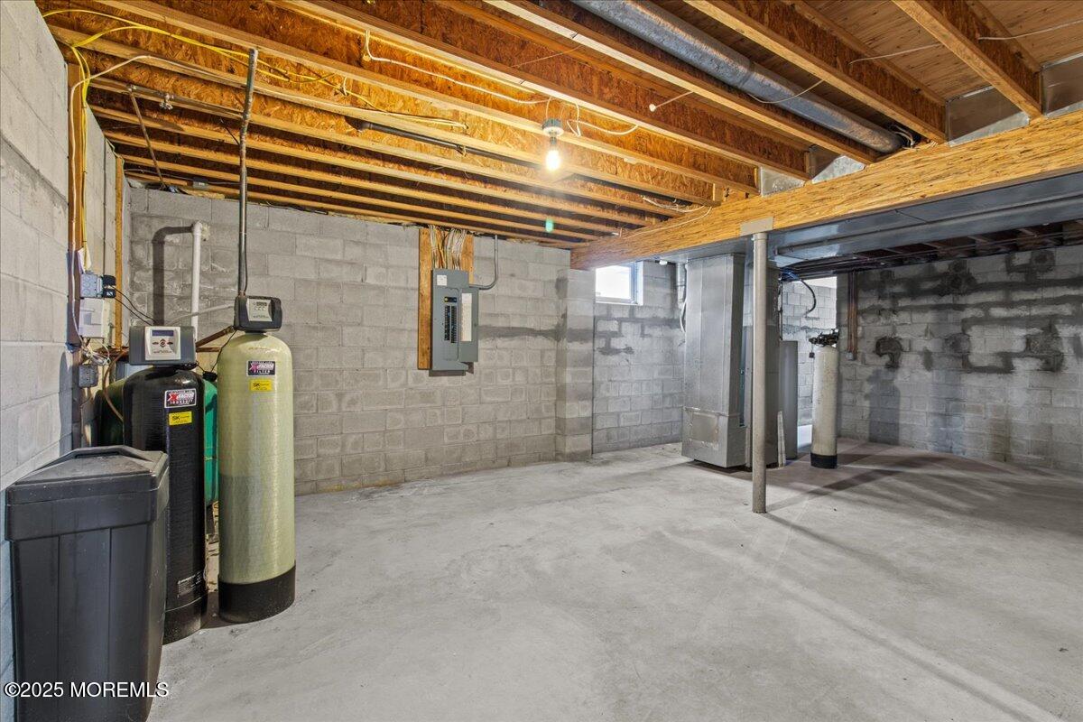 73 Porter Road Howell, NJ 07731 - Photo 20 of 65 029-IMG_2638