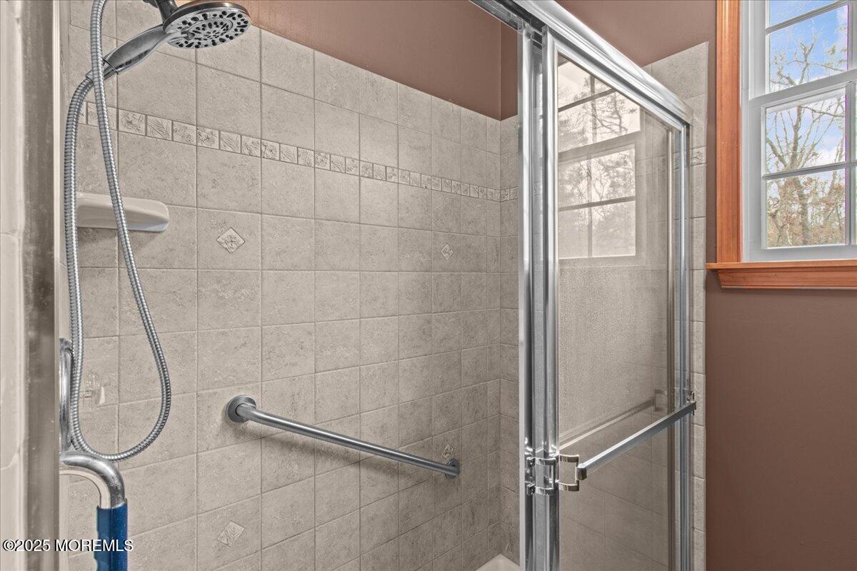 73 Porter Road Howell, NJ 07731 - Photo 21 of 65 063-IMG_2536