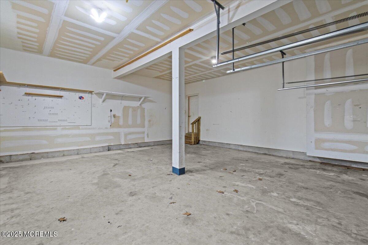 73 Porter Road Howell, NJ 07731 - Photo 23 of 65 059-IMG_2545