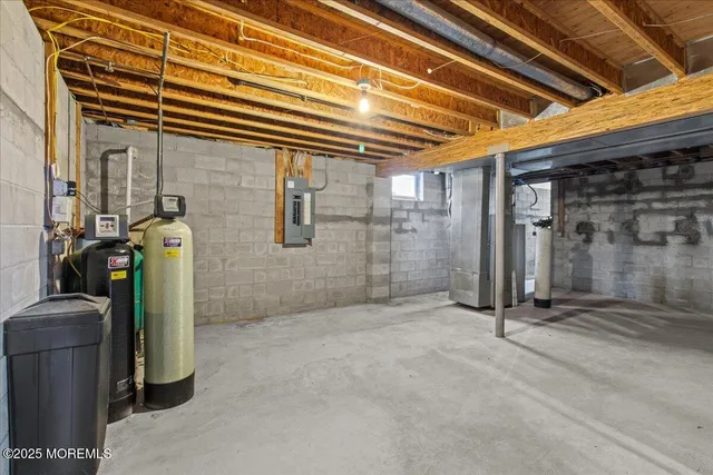 $949,900 | 73 Porter Road, Howell, NJ 07731