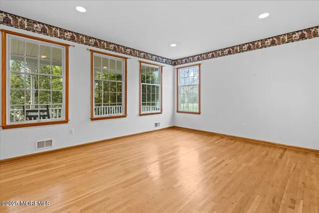 $949,900 | 73 Porter Road, Howell, NJ 07731