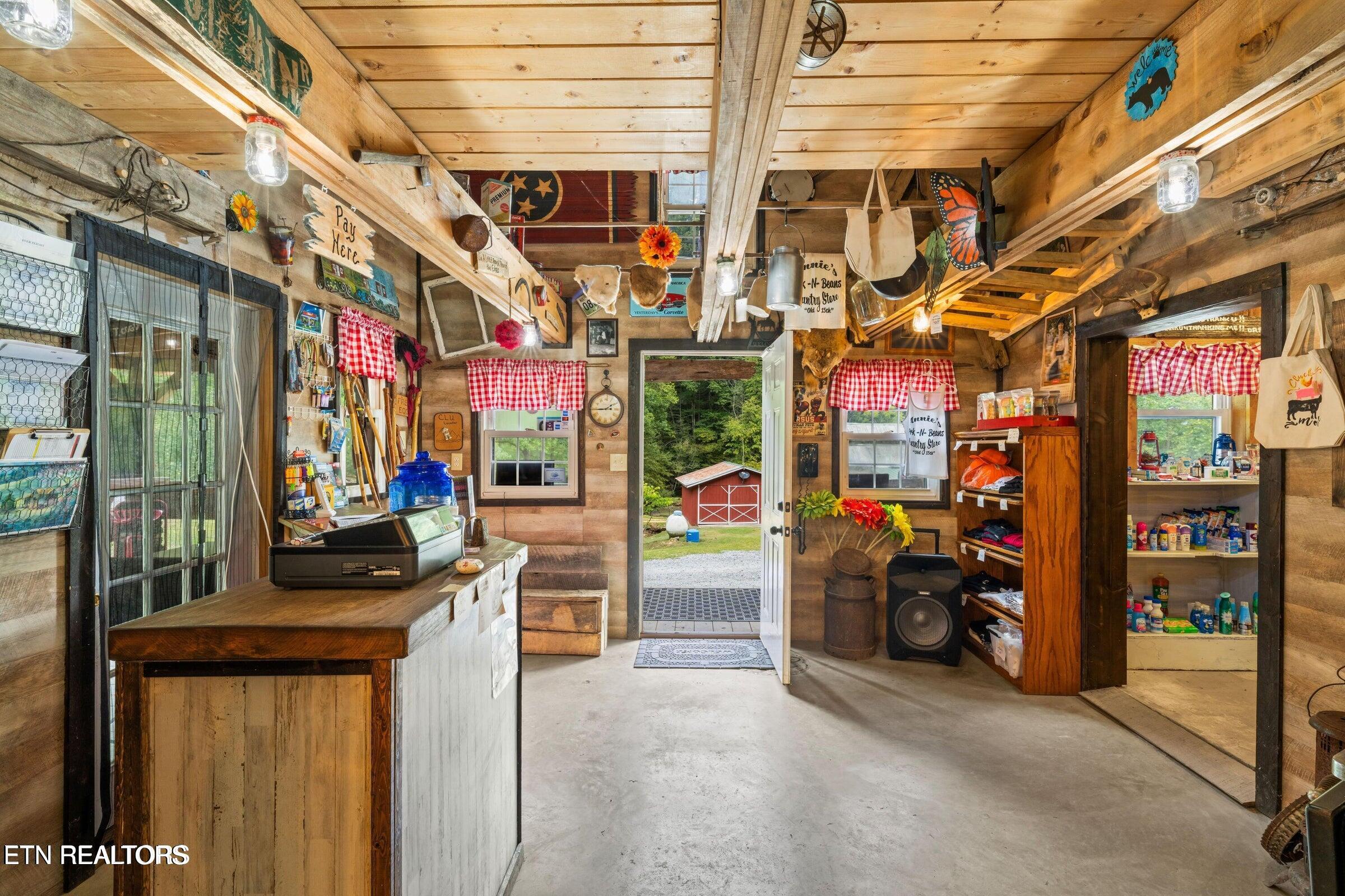 1575 Old 15th Road Del Rio, TN 37727 - Photo 14 of 55 IMG_7910