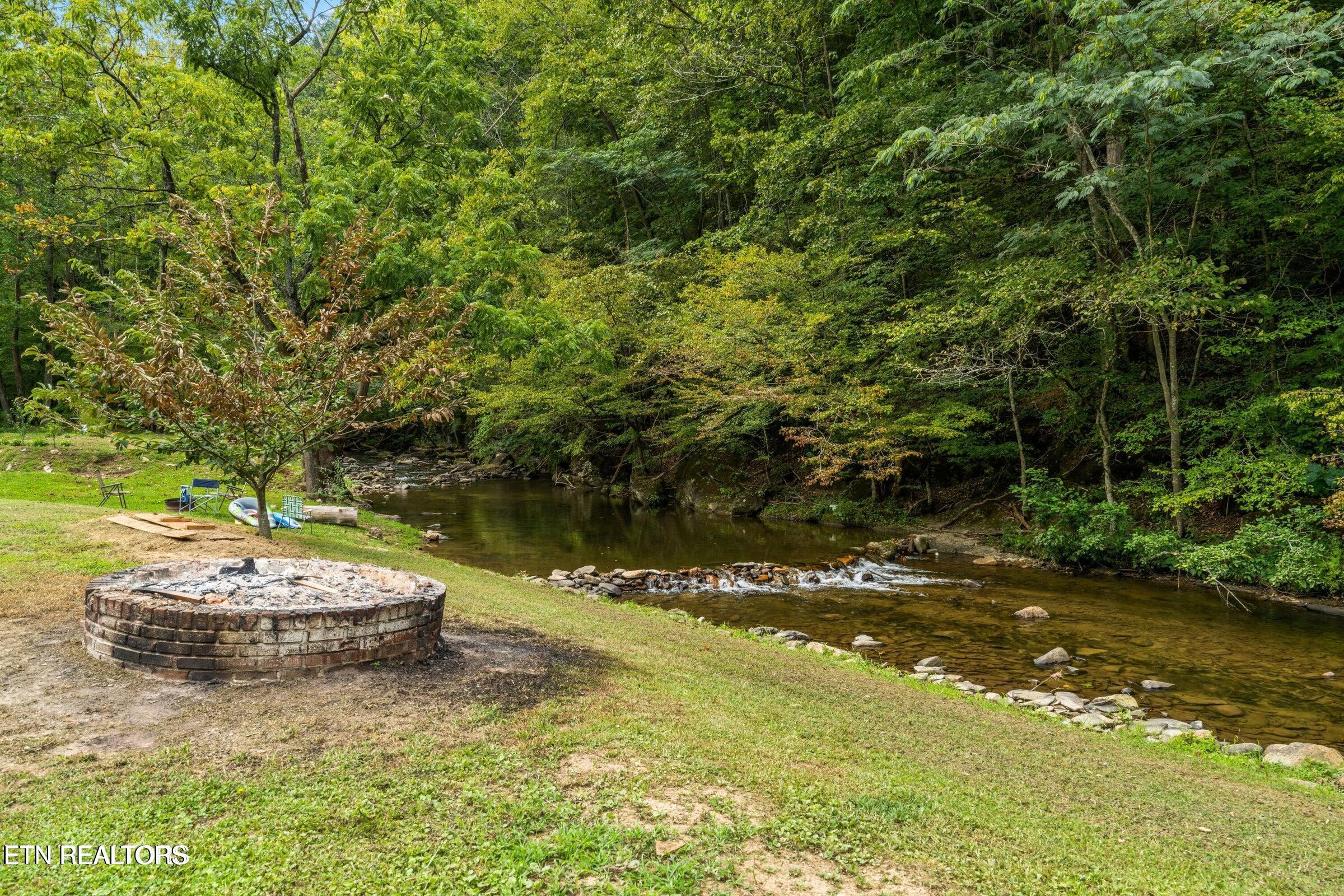 1575 Old 15th Road Del Rio, TN 37727 - Photo 6 of 55 IMG_7900