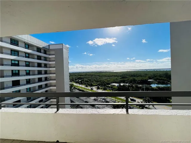 $5,200 | 8880 South Ocean Drive, Unit 1102, Jensen Beach, FL 34957