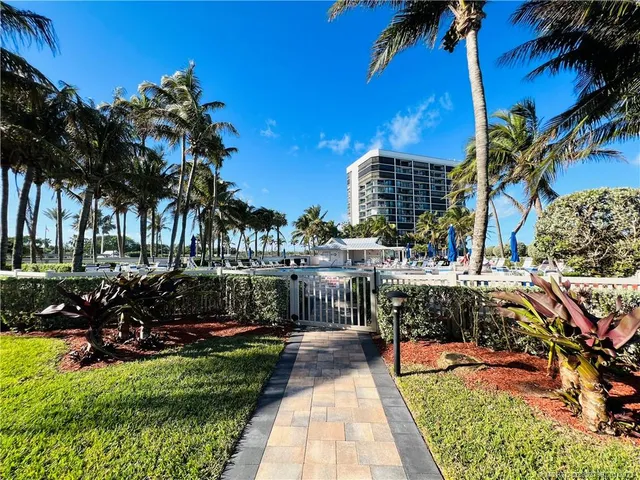 $5,200 | 8880 South Ocean Drive, Unit 1102, Jensen Beach, FL 34957