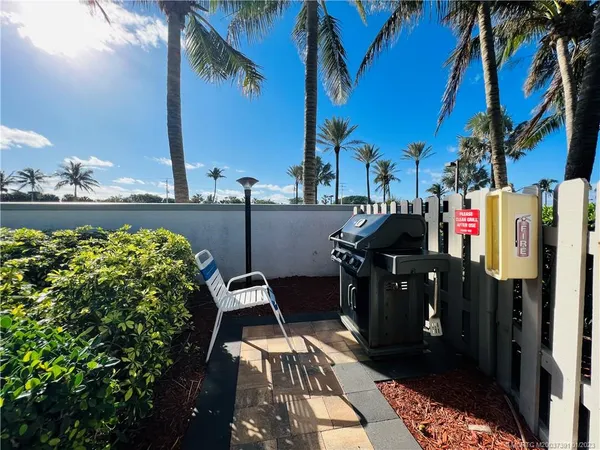 $5,200 | 8880 South Ocean Drive, Unit 1102, Jensen Beach, FL 34957