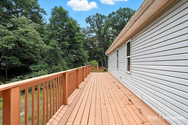 $400,000 | 6306 East Carrigan Drive, Newaygo, MI 49337