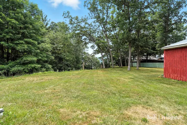 $400,000 | 6306 East Carrigan Drive, Newaygo, MI 49337