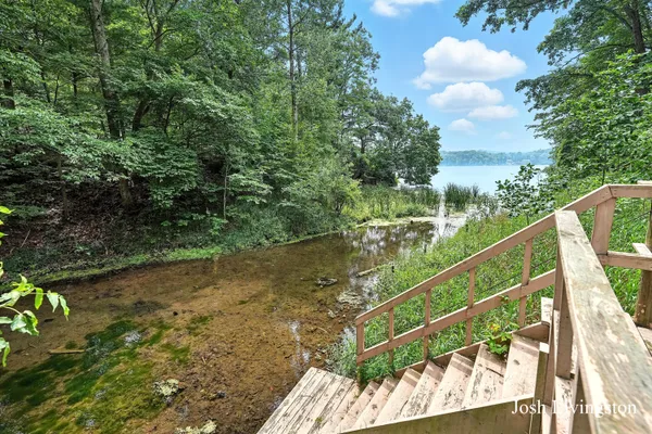 $400,000 | 6306 East Carrigan Drive, Newaygo, MI 49337