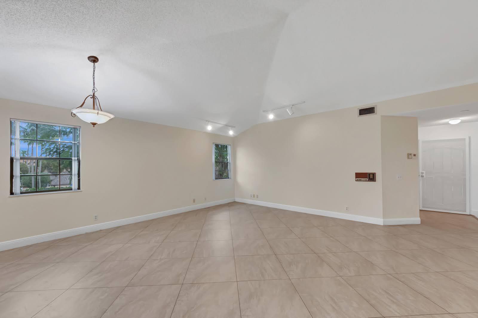 6698 Montego Bay Boulevard, Unit F Boca Raton, FL 33433 - Photo 12 of 34 RECENTLY PAINTED WHITE