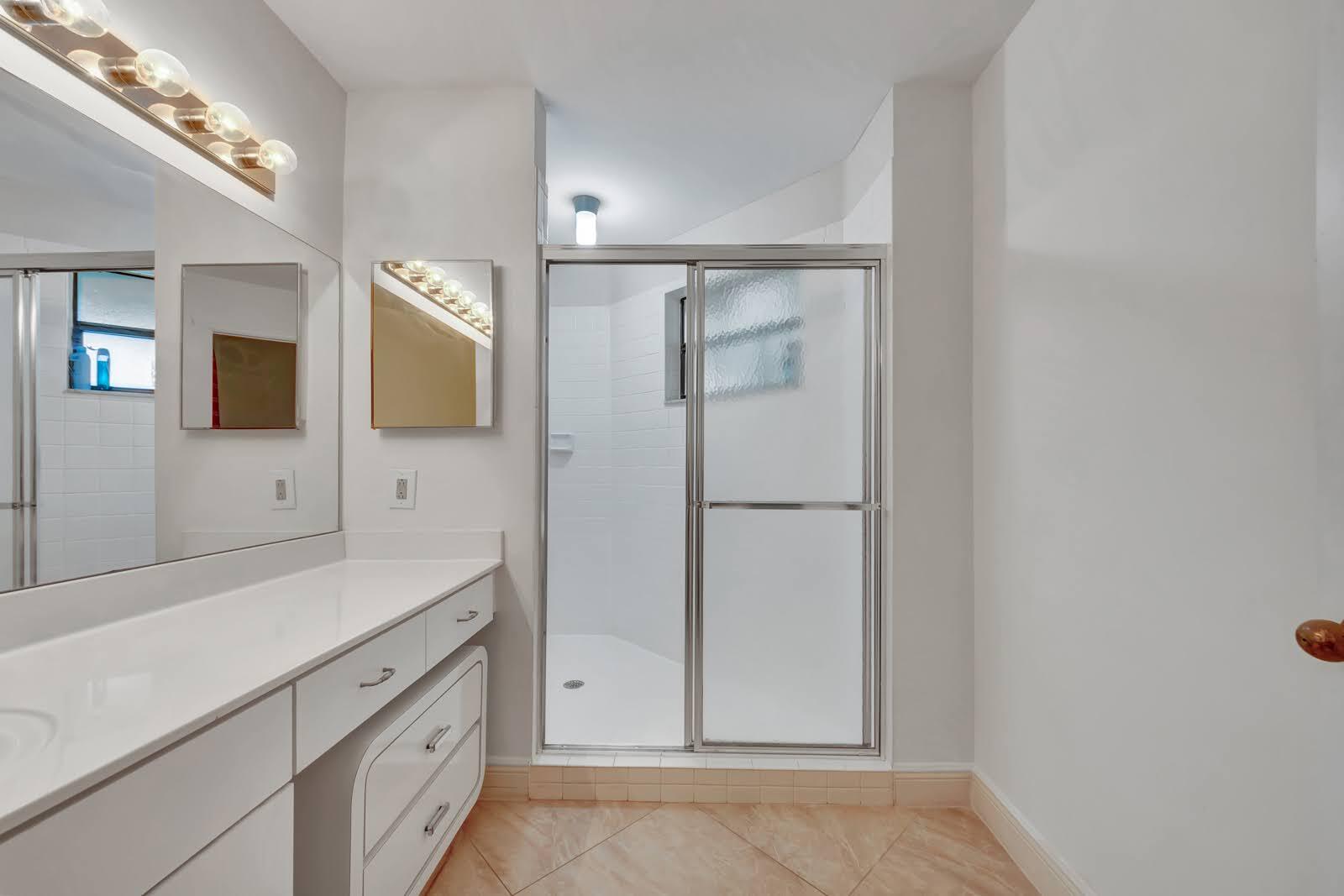 6698 Montego Bay Boulevard, Unit F Boca Raton, FL 33433 - Photo 19 of 34 MASTER BATHROOM