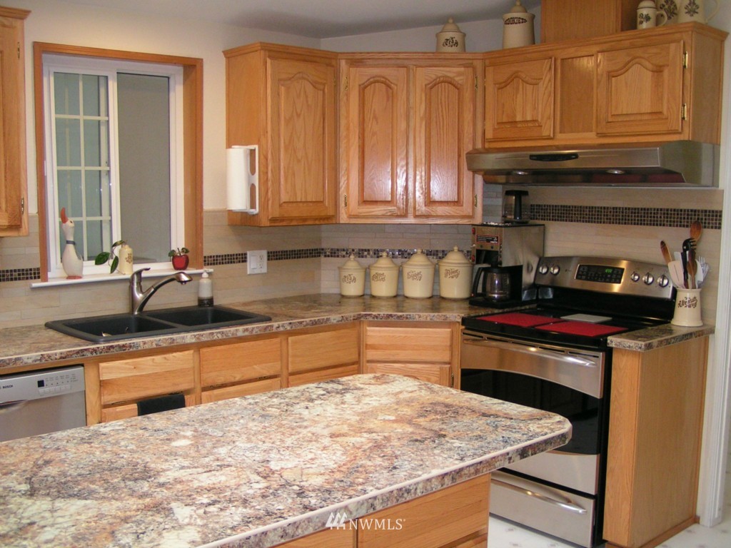 201 Bear Meadow Road Port Angeles, WA 98362 - Photo 3 of 23 Gallery Image 3