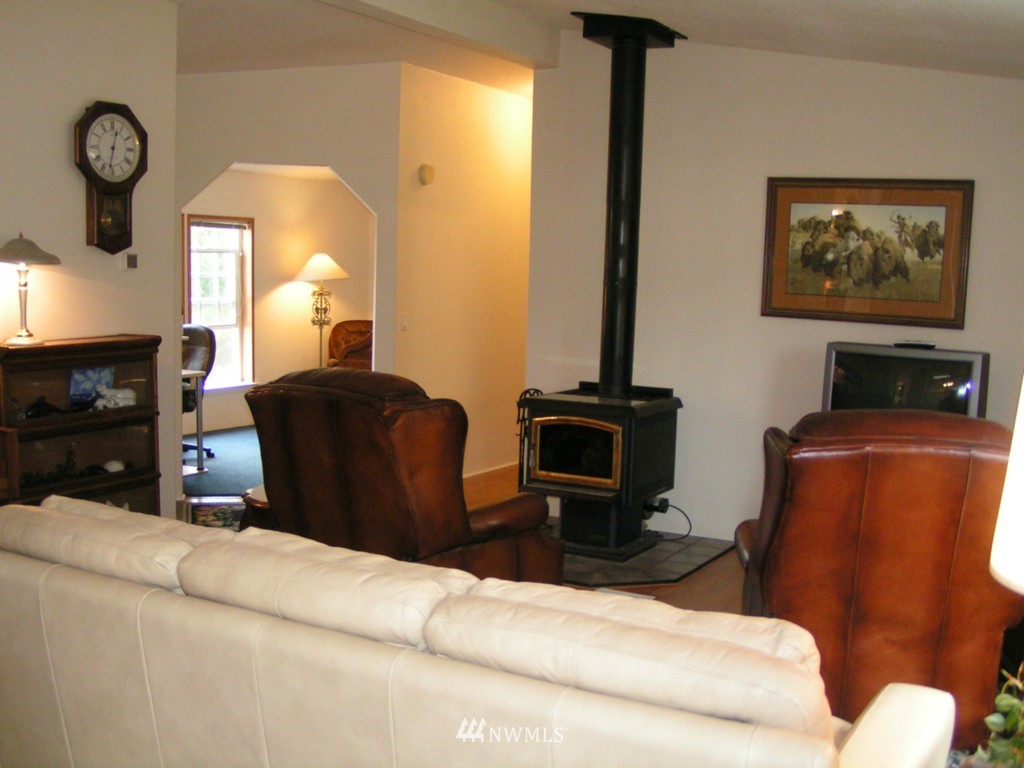 201 Bear Meadow Road Port Angeles, WA 98362 - Photo 9 of 23 Gallery Image 9