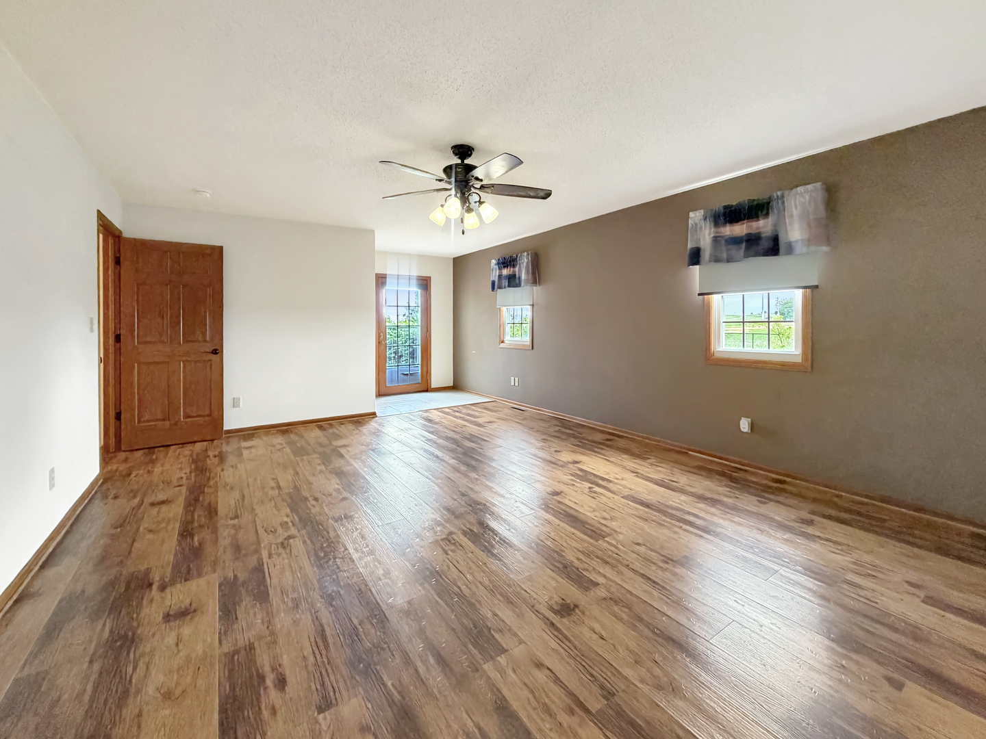 9214 North Waddams Grove Road Lena, IL 61048 - Photo 19 of 52