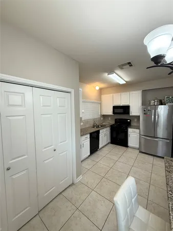 $2,100 | 11930 Jelicoe Drive, Houston, TX 77047