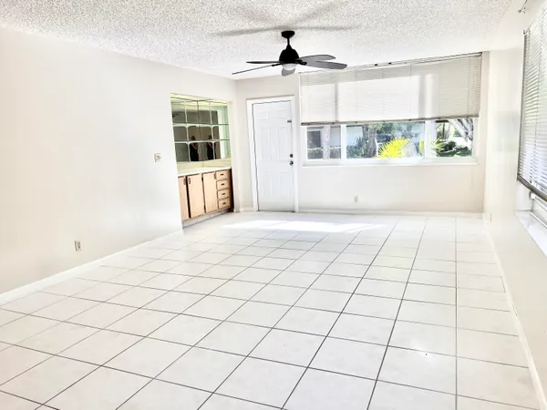 $2,175 | 2865 Southwest 22nd Avenue, Unit 108, Delray Beach, FL 33445