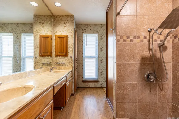 $2,100 | 19746 Encino Way, San Antonio, TX 78259