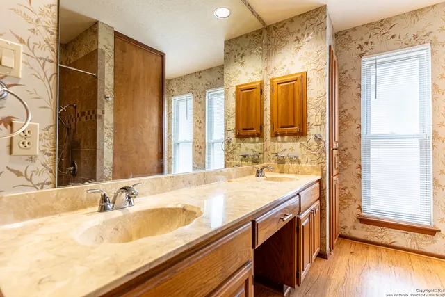 $2,100 | 19746 Encino Way, San Antonio, TX 78259