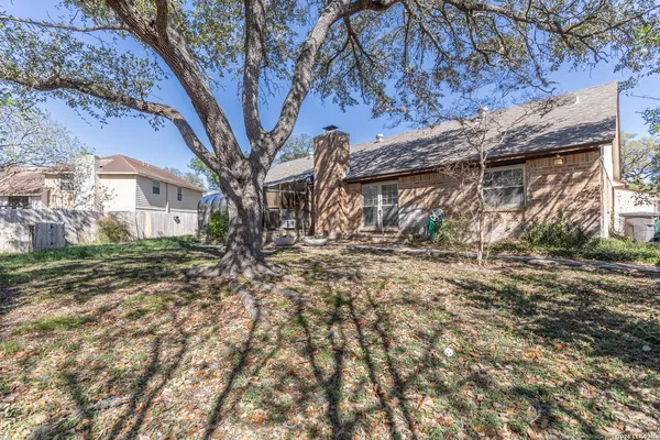 $2,100 | 19746 Encino Way, San Antonio, TX 78259