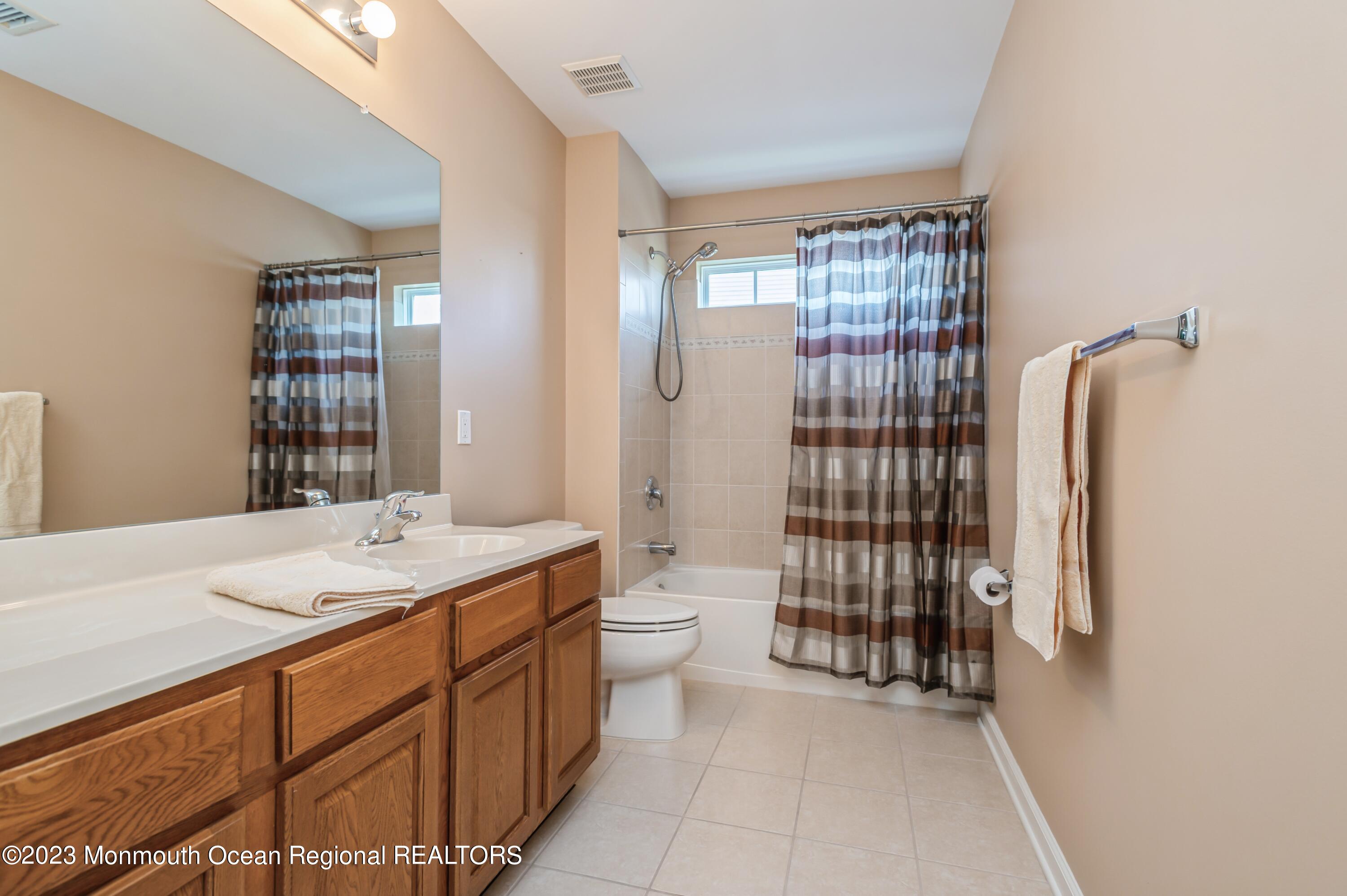 33 Lusitano Road Manalapan, NJ 07726 - Photo 23 of 28 23_33LusitanoRd_9_2ndBathroom_HiRes