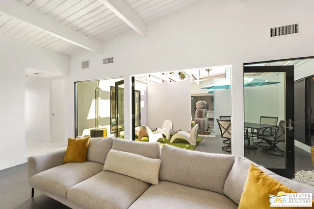 $649,000 | 2084 South Lagarto Way, Palm Springs, CA 92264