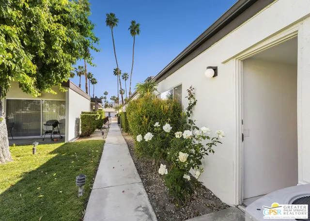 $649,000 | 2084 South Lagarto Way, Palm Springs, CA 92264
