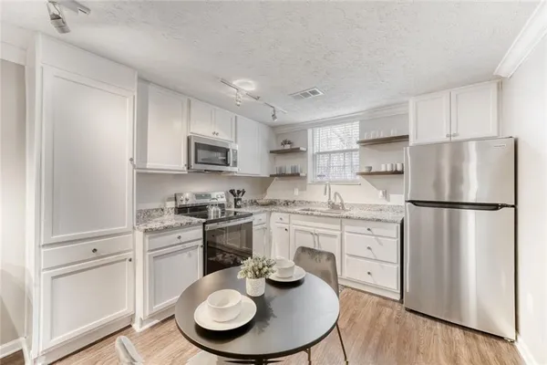 $1,200 | 136 River Walk, Douglasville, GA 30134