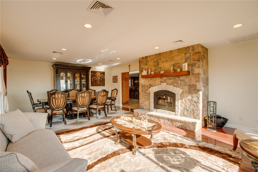 7 Stonegate Road Warren, RI 02885 - Photo 15 of 34