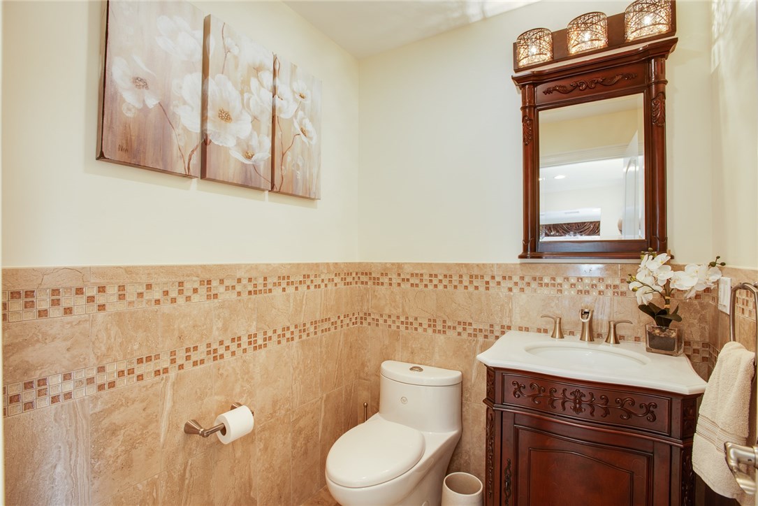 7 Stonegate Road Warren, RI 02885 - Photo 17 of 34
