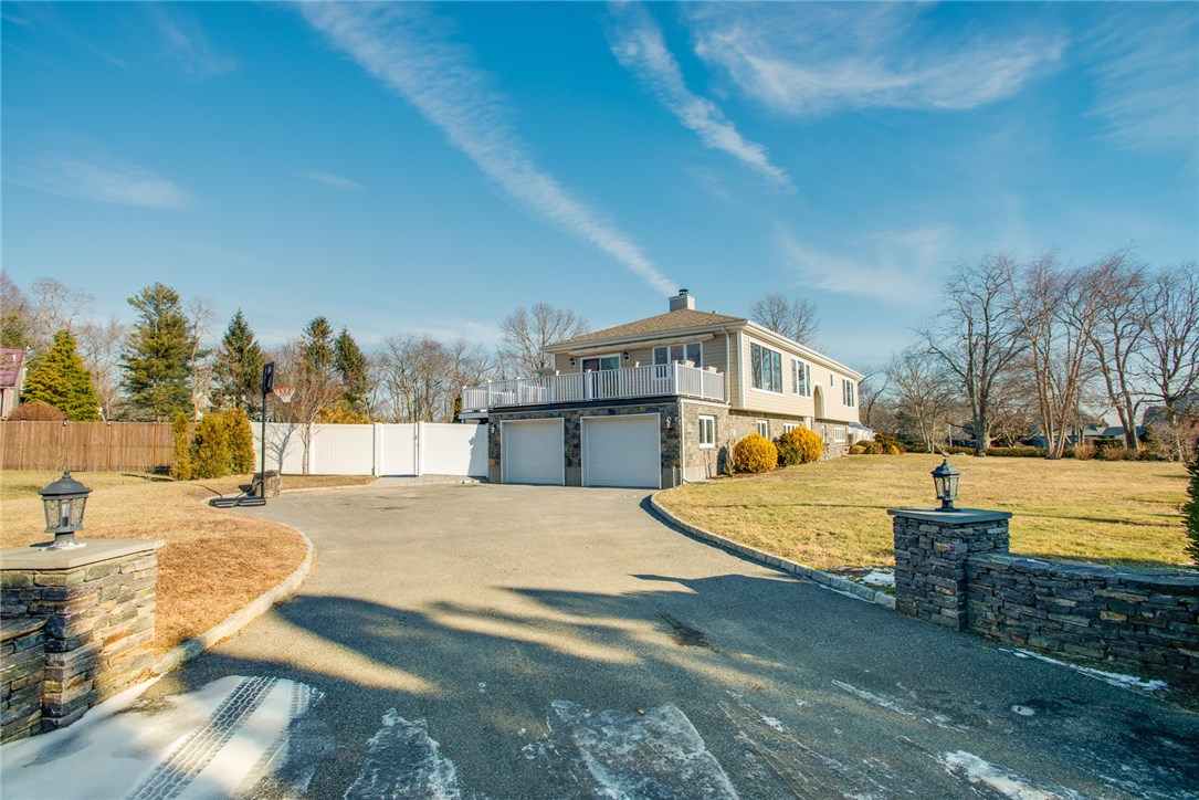 7 Stonegate Road Warren, RI 02885 - Photo 2 of 34