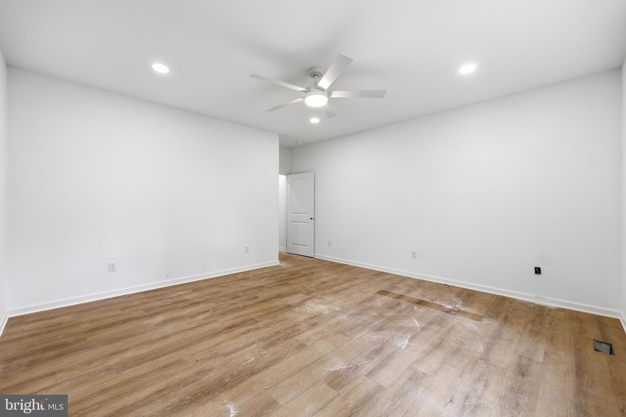 10339 Back Creek Valley Road Hedgesville, WV 25427 - Photo 22 of 48 a view of an empty room