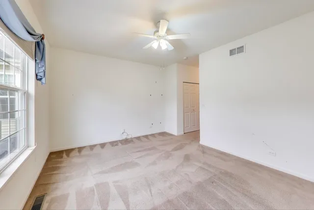 $464,900 | 1129 Drury Lane, Aurora, IL 60502