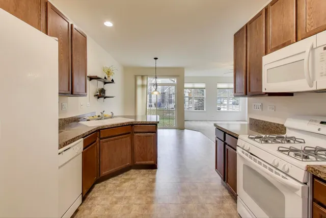 $464,900 | 1129 Drury Lane, Aurora, IL 60502