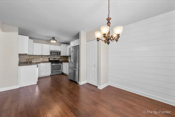 $2,400 | 11705 Pine Way, Unit B, Huntley, IL 60142