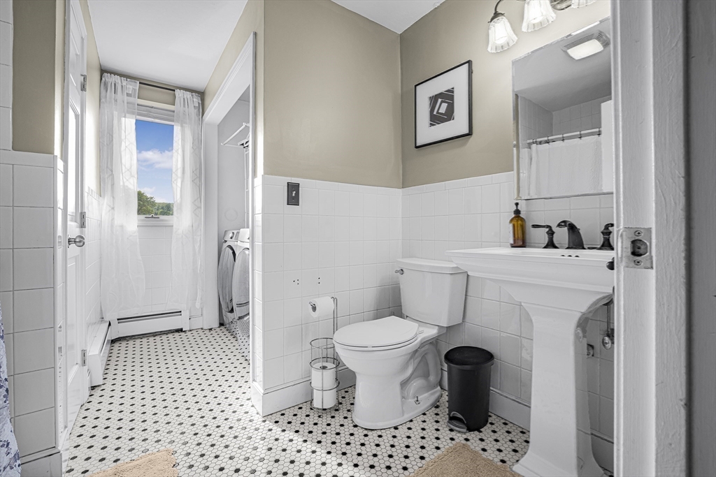 96 Fowler Street Upton, MA 01568 - Photo 19 of 40 Gallery Image 19