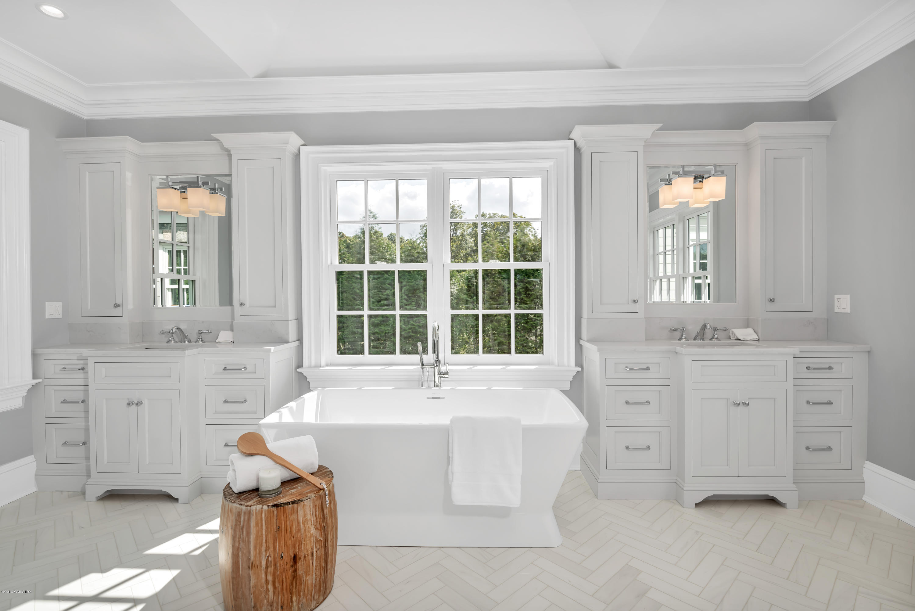 8 Boulder Brook Road Greenwich, CT 06830 - Photo 15 of 36 8 Boulder Brook_1DC9557
